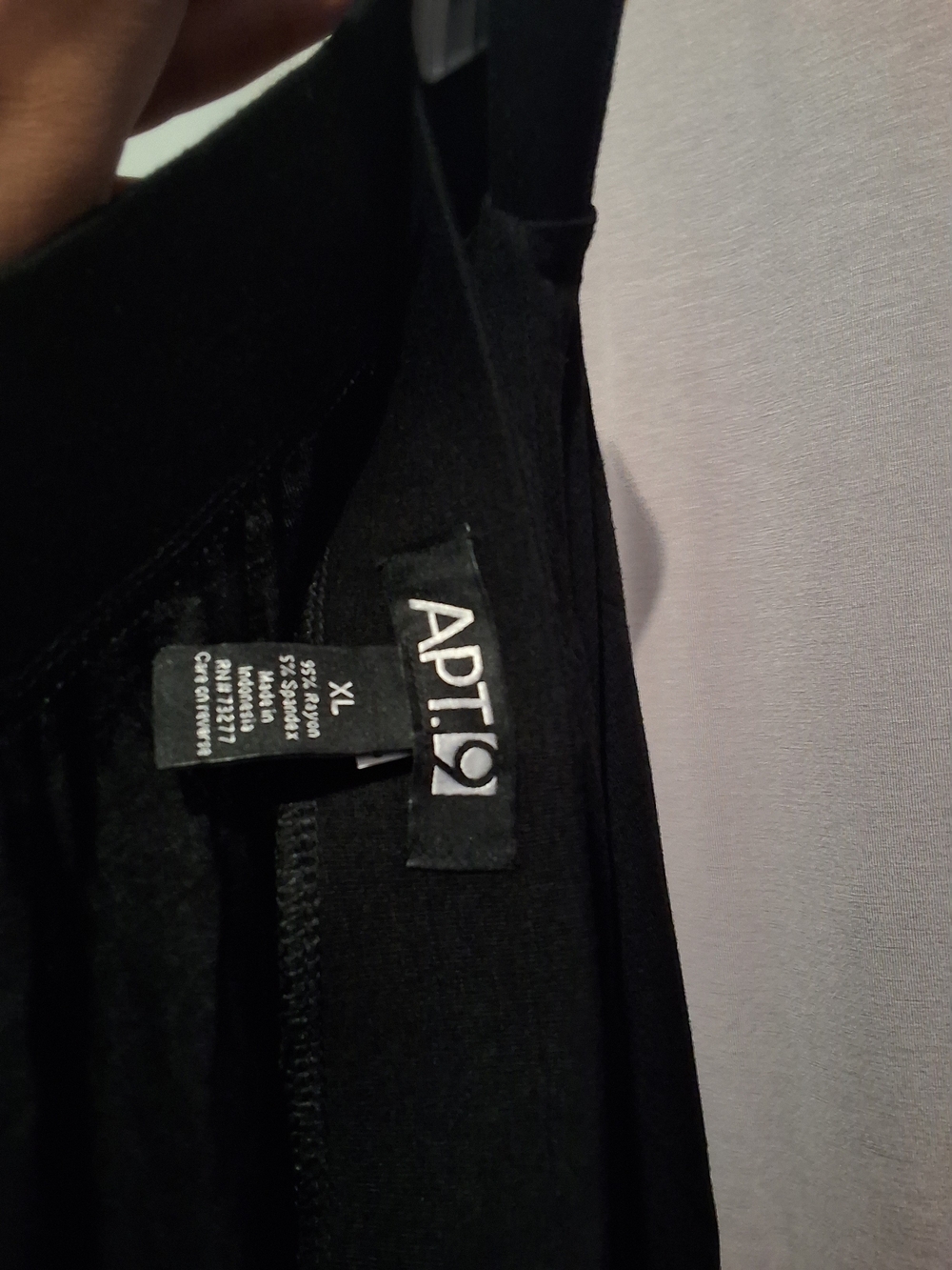 Apt. 9 Black Maxi Skirt - Sleek Stretch Silhouette With Slit - Picture 4 of 5